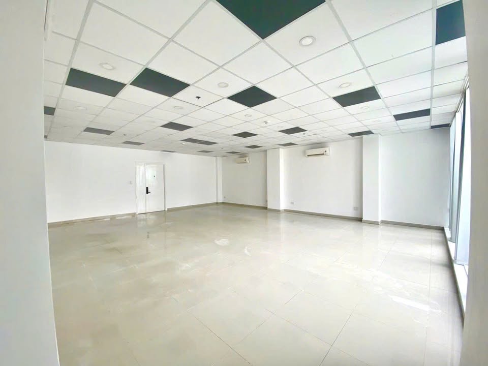 Văn phòng cho thuê 75m² tại trung tâm quận Bình Thạnh - An ninh 24/7!