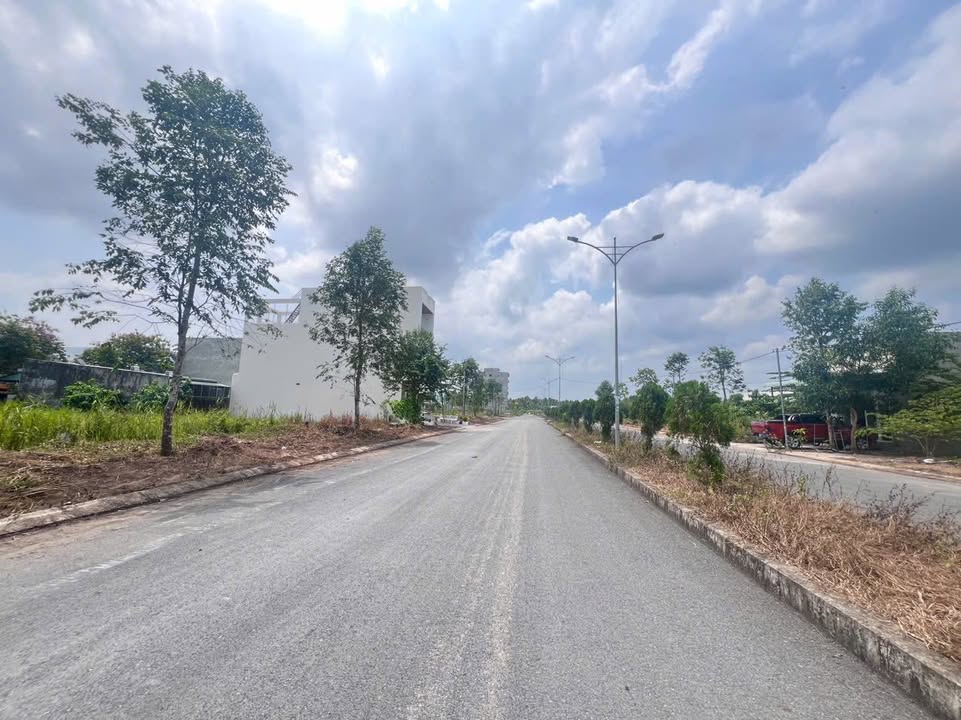 Đất nền đường D1 Hồng Loan 6A, Cái Răng, Cần Thơ 85m² - Sổ hồng chính chủ, giá chỉ 3.95 tỷ!