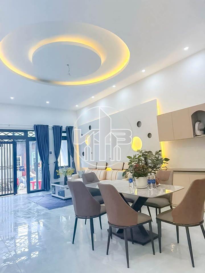 Nhà phố Bạch Đằng, Đà Lạt 130m² giá 3.08 tỷ - Đầu tư sinh lời ngay!