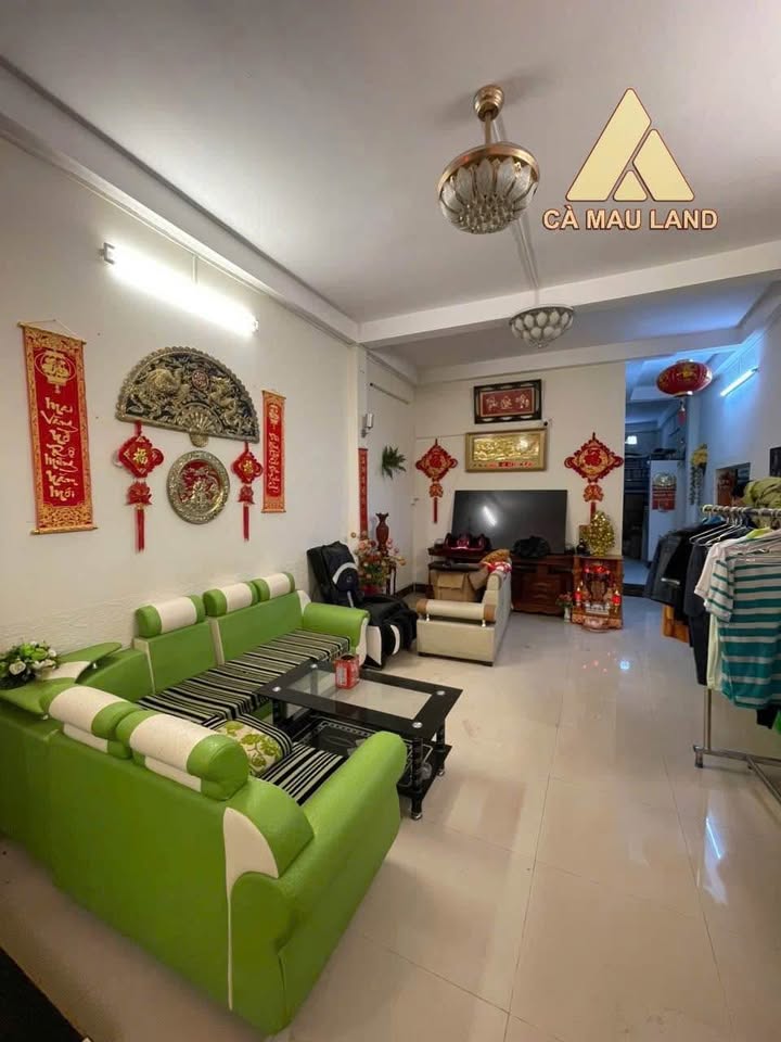 Bán 3 căn nhà liền kề đường Phan Đình Giót, Cà Mau 324m² giá 7,9 tỷ - Cơ hội đầu tư hấp dẫn!