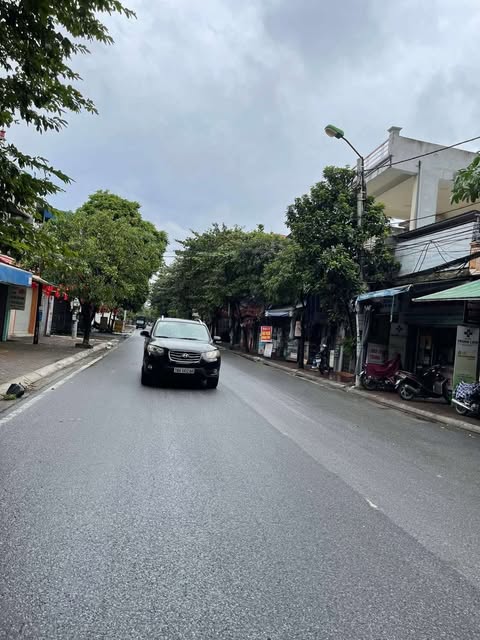 Nhà mặt đường Nguyễn Văn Trỗi, Nam Định 182m² giá 8.5 tỷ - Vị trí kinh doanh đắc địa!