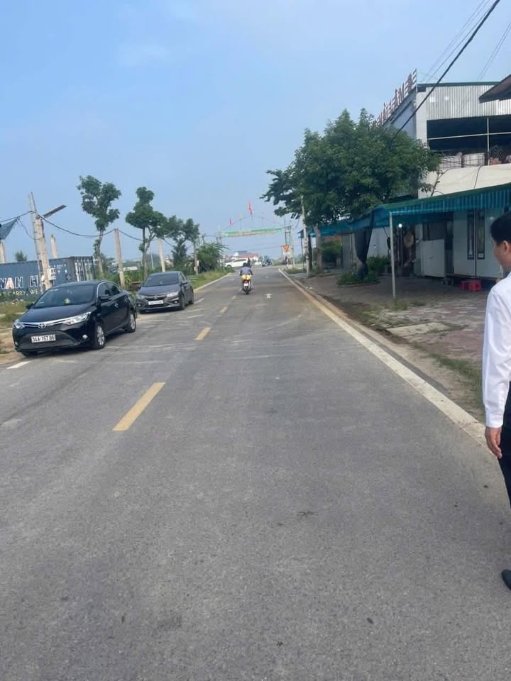 Đất nền kinh doanh Trục Chính Đường Liên Xã Phù Liễn - 100m² giá 2,2 tỷ - Tiềm năng sinh lời cao!