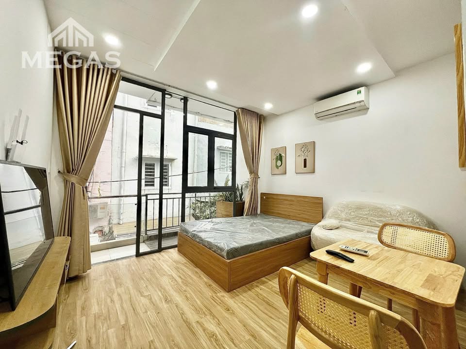 Nhà nhỏ cho thuê tại Đường Trần Quang Khải Quận 1 - Full nội thất, an ninh 24/7!