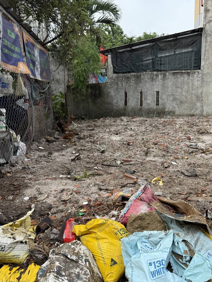 Đất nền Liên Chiểu Đà Nẵng 70m² giá 2.6 tỷ - Khu vực phát triển sôi động!