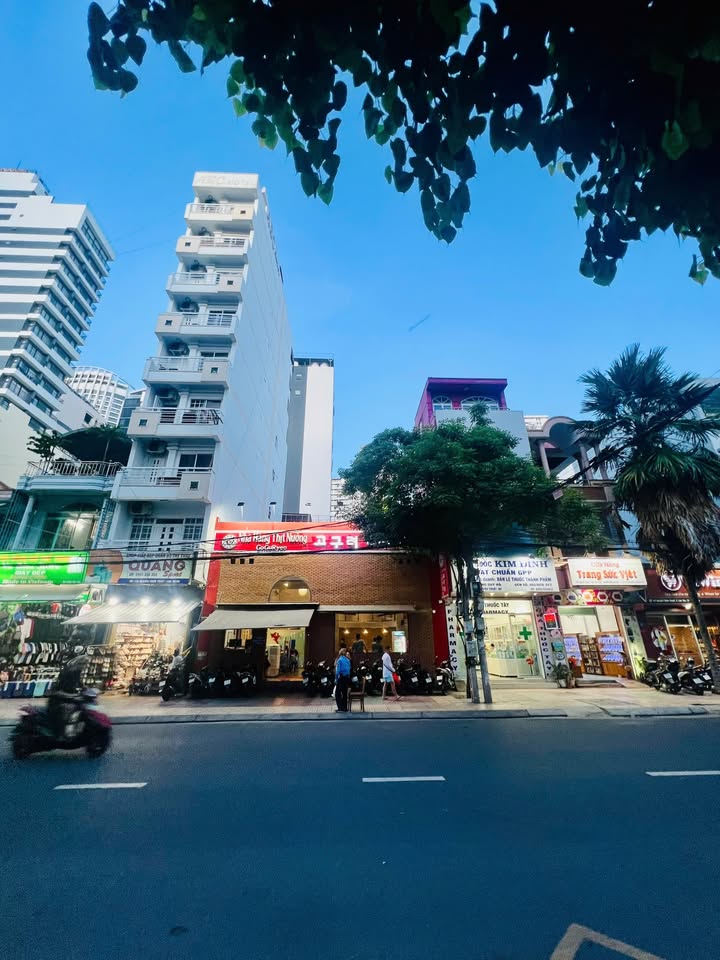 Bán đất tặng nhà 4 tầng đường Nguyễn Thiện Thuật, Nha Trang 248,2m² - Cơ hội đầu tư hấp dẫn!