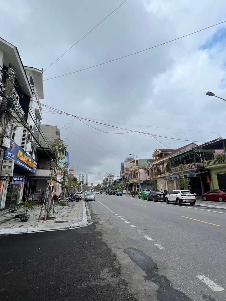 Cho thuê mặt bằng tại đường An Dương Vương, phường Trường Thi, thành phố Vinh 100m² - Không gian lý tưởng cho kinh doanh!