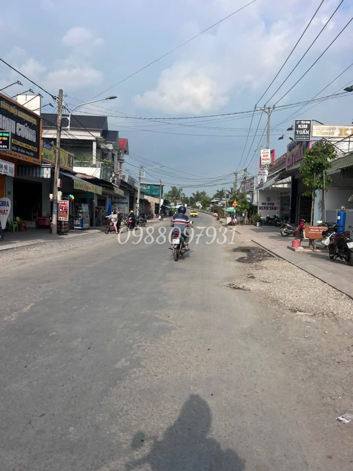 Đất nền 2 mặt tiền Tân Tiến 260m² giá 1.2 tỷ - Kinh doanh thuận lợi!