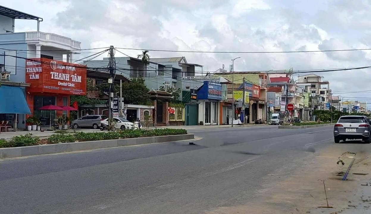 Đất kiệt ô tô Phạm Văn Đồng 90m² giá 3 tỷ - Phong thủy tốt, đầu tư sinh lời!