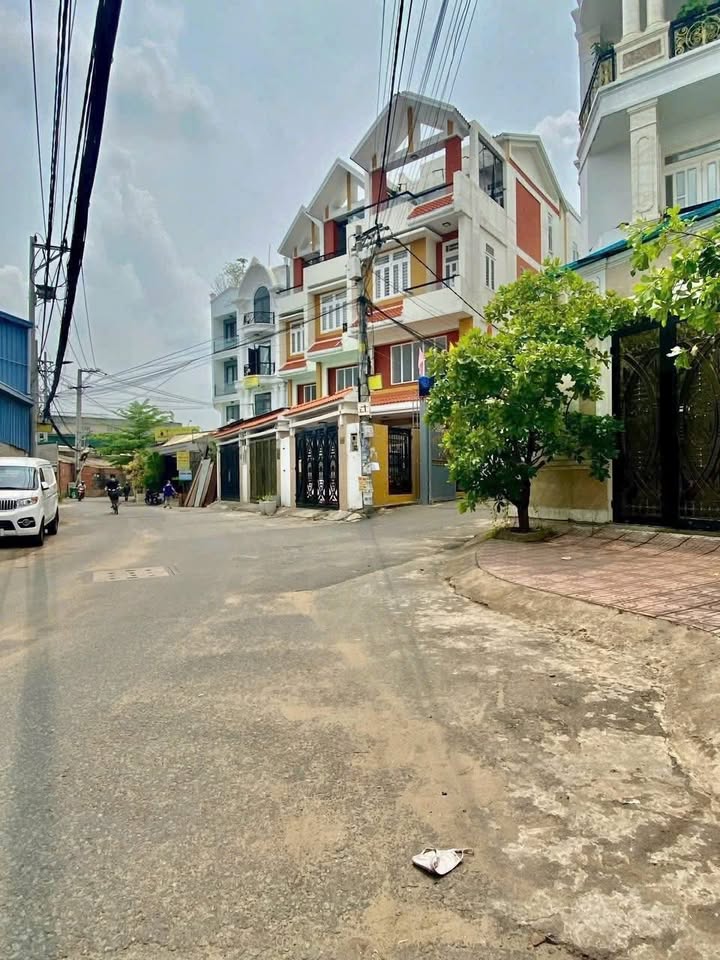 Nhà mặt tiền Quốc lộ 13, Hiệp Bình Phước 90m² giá 8.99 tỷ - Phù hợp kinh doanh đa ngành!