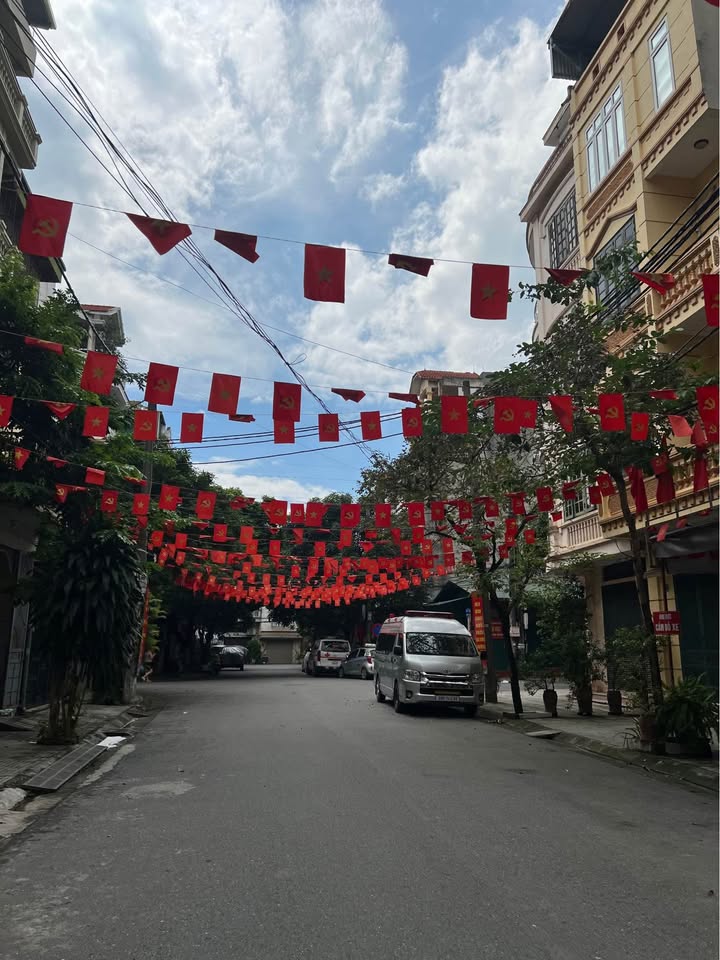 Nhà mặt phố Trần Khát Chân 30m² giá thỏa thuận - Tiềm năng kinh doanh cao!