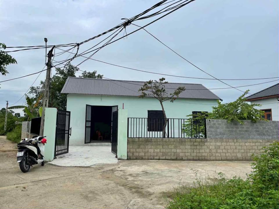 Nhà cấp 4 Phú Cát 138m² giá 1 tỷ - Cần bán gấp!