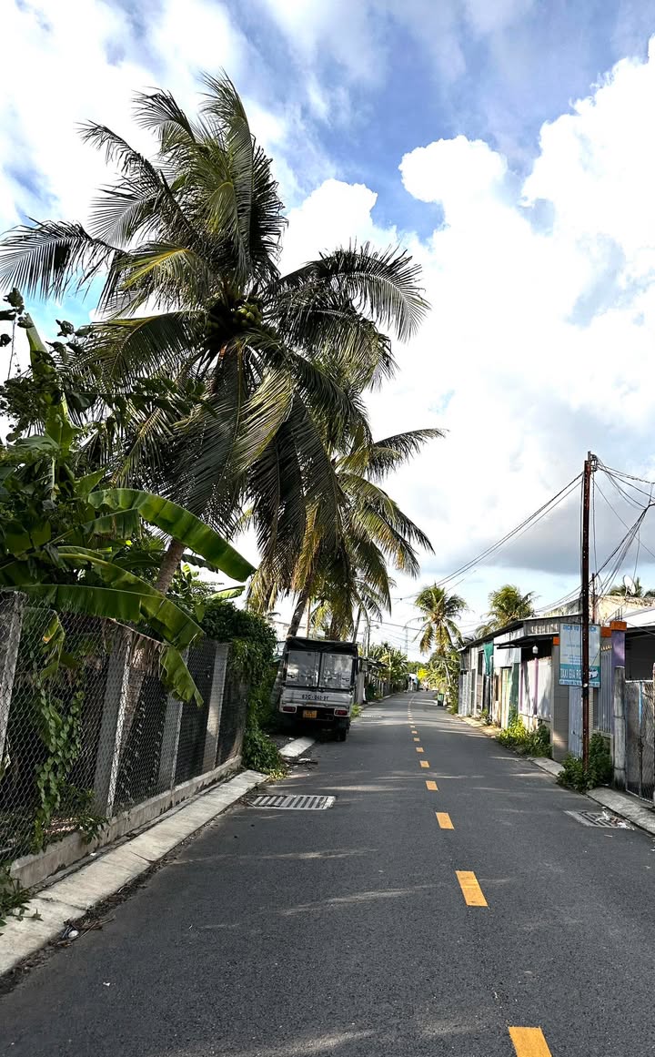 Nhà mặt tiền đường 30/4, Phú Túc, Châu Thành, Vĩnh Long 504m² giá 3.5 tỷ - Cơ hội đầu tư hấp dẫn!