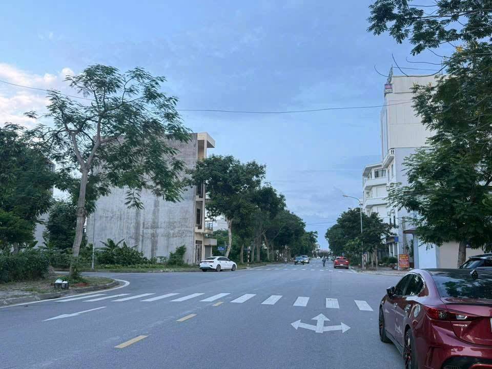 Đất nền KĐT Vạn Lộc Tứ Minh 80m² giá 3 tỷ - Vị trí đắc địa, giao thông thuận lợi!