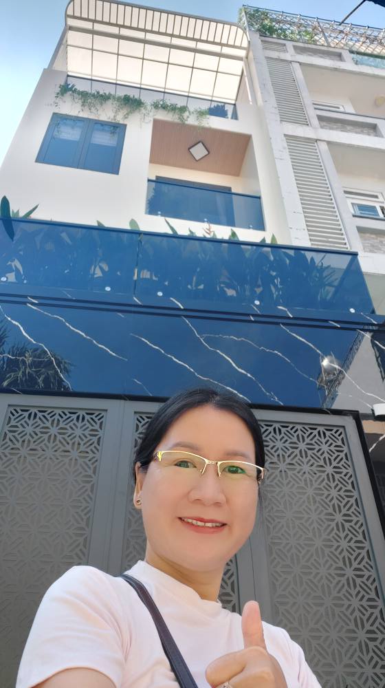 Nhà 4 tầng Nguyễn Thị Thập, 68m² giá 12 tỷ - Sẵn sàng vào ở ngay!