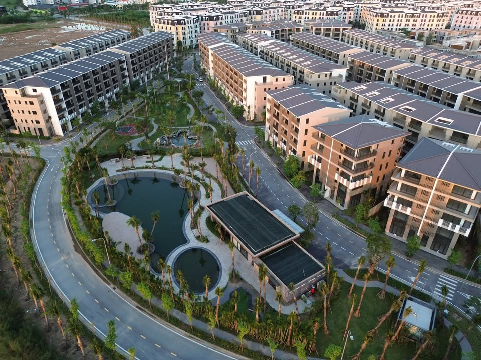 Shophouse Bãi Cháy Hạ Long 105m² - Sổ đỏ lâu dài, sẵn sàng nhận nhà!