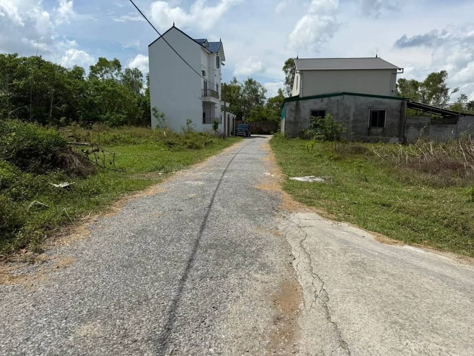 Đất Hưng Lộc TP Vinh 113.6m² giá chỉ 2.6 tỷ - Đường rộng đẹp