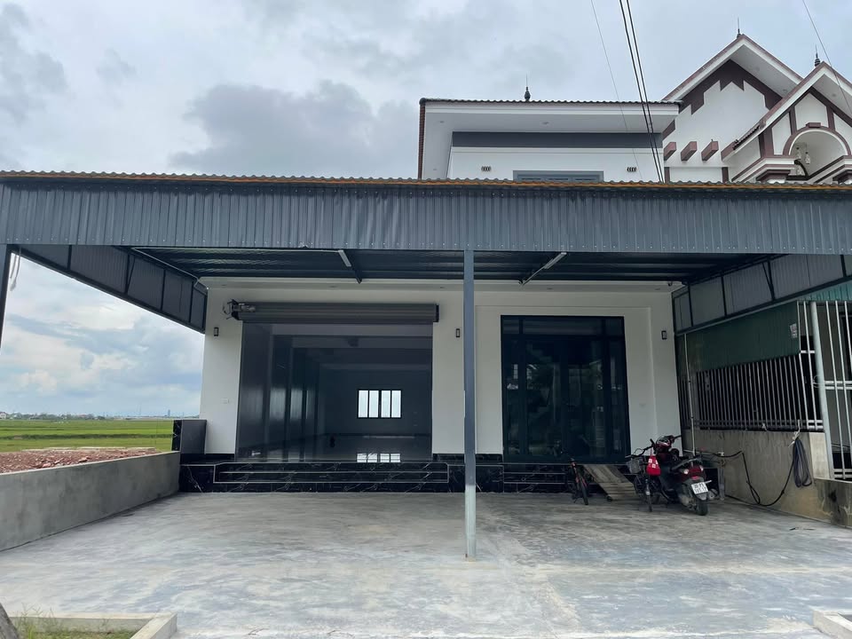 Nhà mặt đường Quốc lộ 8C, Cẩm Duệ 170m² - Cho thuê đầy đủ tiện nghi!