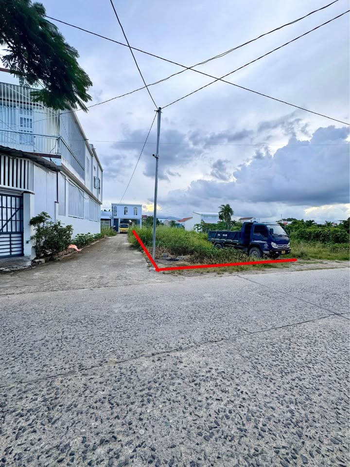 Đất nền lô góc đường Huỳnh Thúc Kháng, Diên Toàn 93.6m² - Giá chỉ 2.5 tỷ thương lượng!