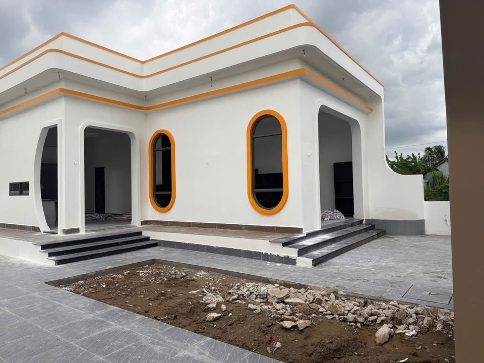 Nhà sân vườn 320m² tại Cần Đước, Long An - Giá chỉ 3.98 tỷ, thương lượng ngay!