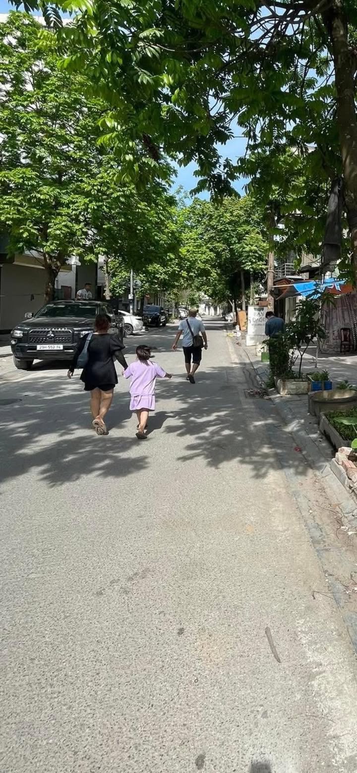 Đất phân lô Kiến Hưng 84m² giá 16 tỷ - Mặt tiền rộng, thông thoáng!