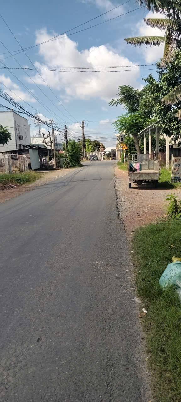 Đất vườn 600m² xã Mỹ Lộc, Cần Giuộc - Giá chỉ 1.6 tỷ - Đường xe tải vào tận nơi!