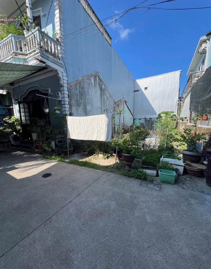 Đất kiệt Phan Đình Phùng, Huế 100m² giá chỉ 2 tỷ - Cơ hội đầu tư tuyệt vời!