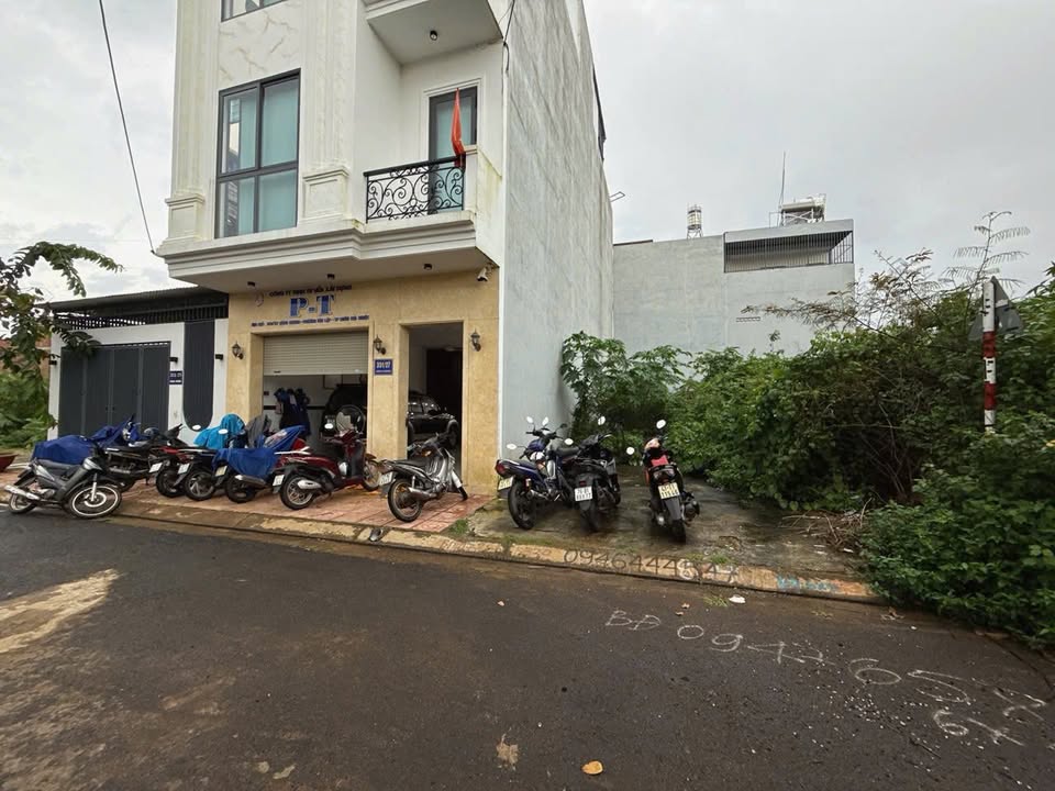 Lô đất khu TĐC Ama Jhao Buôn Ma Thuột 111m² giá 4.5 tỷ - Hướng Đông, thổ cư 100%!