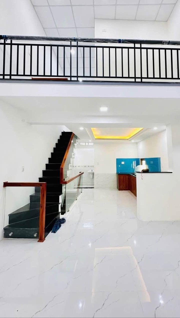 Bán nhà mặt tiền Lý Thái Tổ, Quy Nhơn 44m² giá 2.5 tỷ - Đầu tư sinh lời!