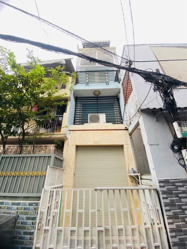 Nhà hẻm xe hơi Nguyễn Ngọc Lộc, Q10 29m² giá 6.7 tỷ - Khu dân trí cao, an ninh!