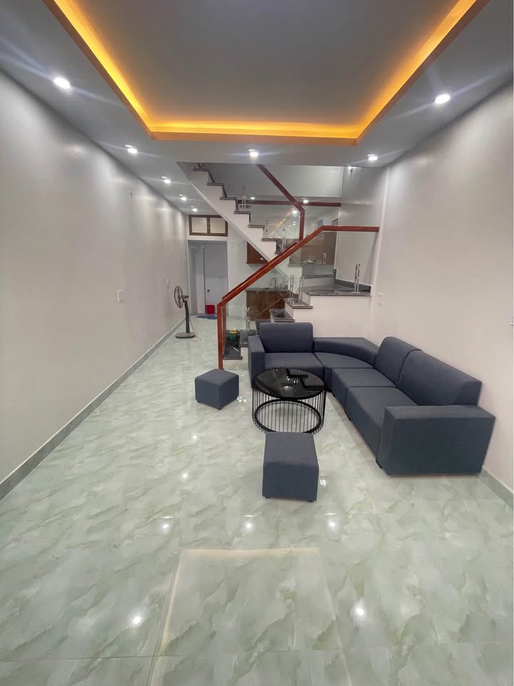 Nhà độc lập phố Lê Lợi, Hải Phòng 42m² giá 2.29 tỷ - Vị trí thuận lợi