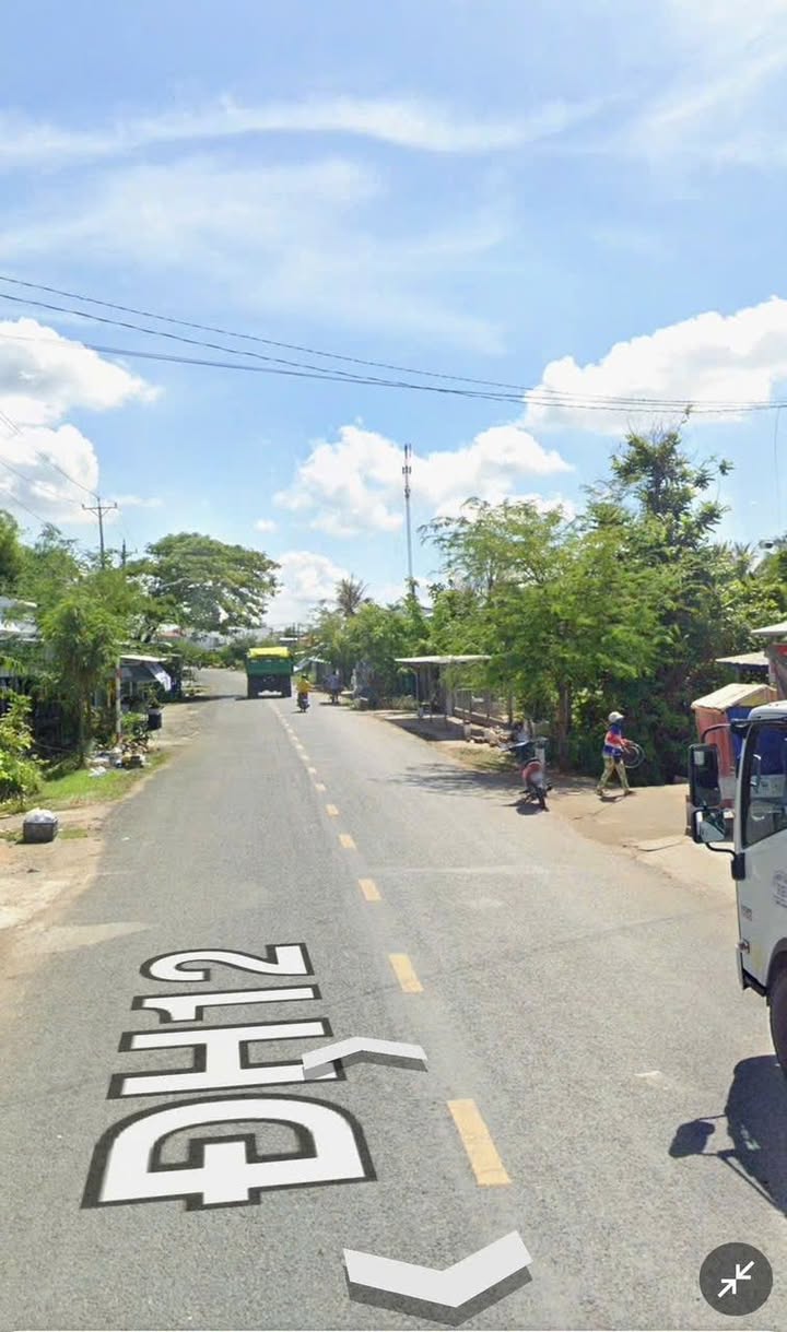 Nhà mặt tiền Lộ Nhựa Chợ Cũ - Mỹ Xuyên 97m² giá 1.4 tỷ - Thiết kế tiện nghi, sẵn sàng ở ngay!