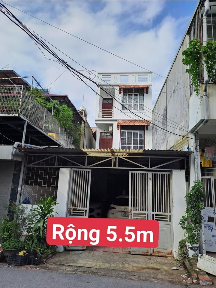 Nhà 3 tầng mặt đường Minh Quyết, Khai Quang 243m² - Giá chỉ 4.86 tỷ!