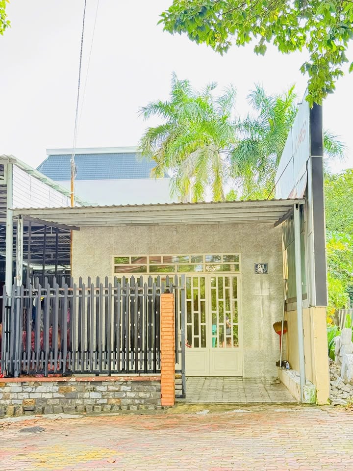 Nhà mặt tiền Nguyễn Hữu Cảnh 125m² giá 8.5 triệu - Vị trí đắc địa cho kinh doanh!