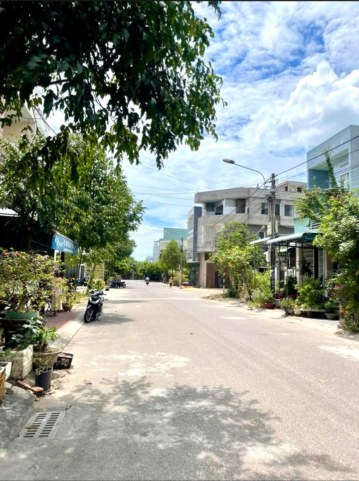 Đất mặt tiền Lâm Văn Trương, Nhơn Bình, Quy Nhơn 80m² giá 4 tỷ - Đầu tư tiềm năng!