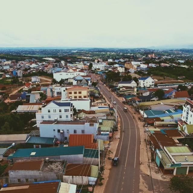 Nhà mới xây đường Đinh Văn Lâm, Lâm Hà 260m² giá 2.05 tỷ - Không thể bỏ lỡ!