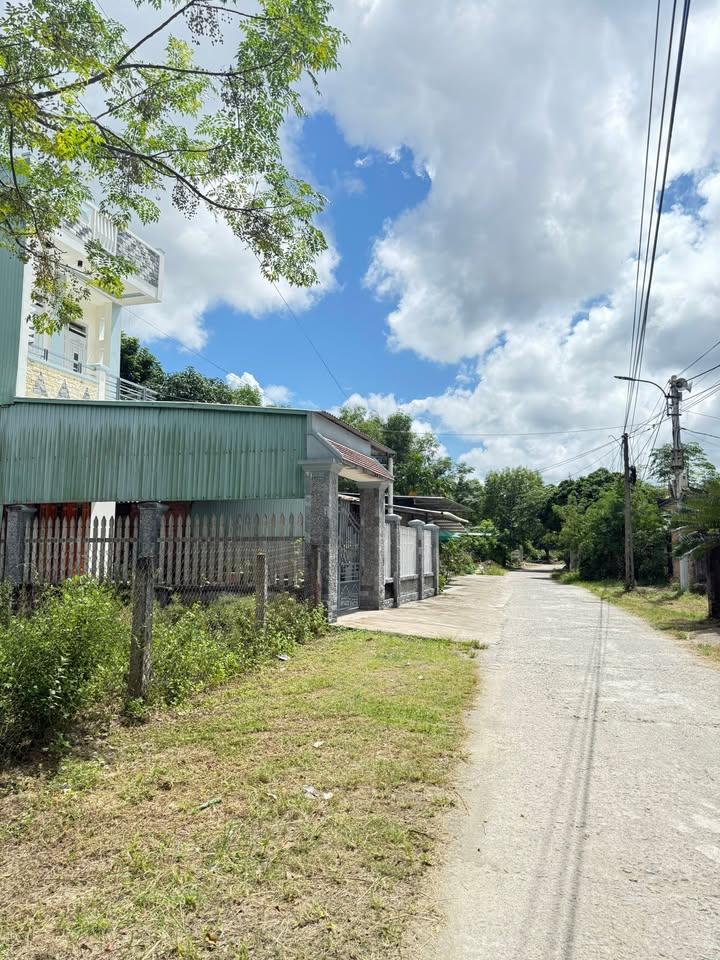 Đất thổ cư Tịch Tây, Núi Thành 166.4m² giá 600 triệu - Kinh doanh tốt, sổ đỏ chính chủ!