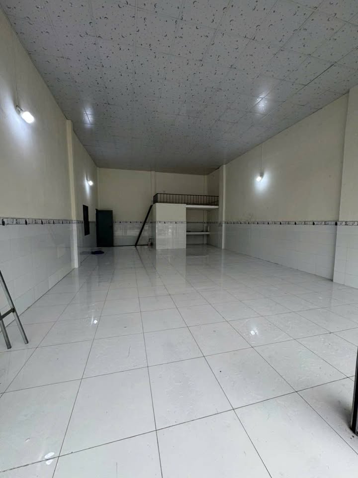 Cho thuê mặt bằng kinh doanh tại Thuận An 85m² giá 22 triệu - Vị trí đắc địa ngay khu công nghiệp!