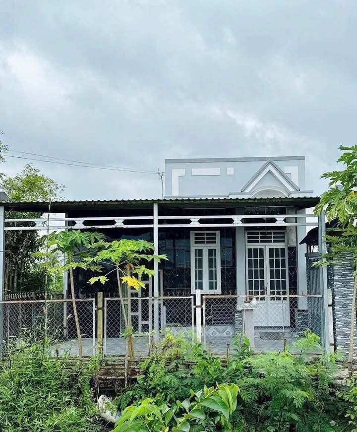 Nhà 4PN 3WC Mỹ Lộc, Cần Giuộc 147m² giá 1.8 tỷ - Cơ hội đầu tư tuyệt vời!