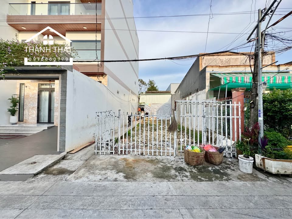 Đất nền thổ cư đường ô tô Mỹ Tho 90m² giá 1.35 tỷ - Vị trí đẹp, tiện ích đầy đủ!