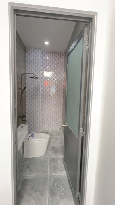 Nhà 1 trệt 1 lầu tại Cần Giuộc 121m² giá 2.88 tỷ - Gần chợ, trường học