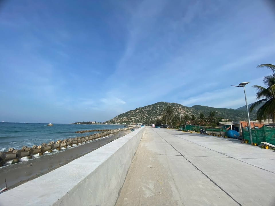 Đất nền 90m² tại Cà Ná - Gần bãi tắm biển Hòn Cò, ô tô vào tận nơi!