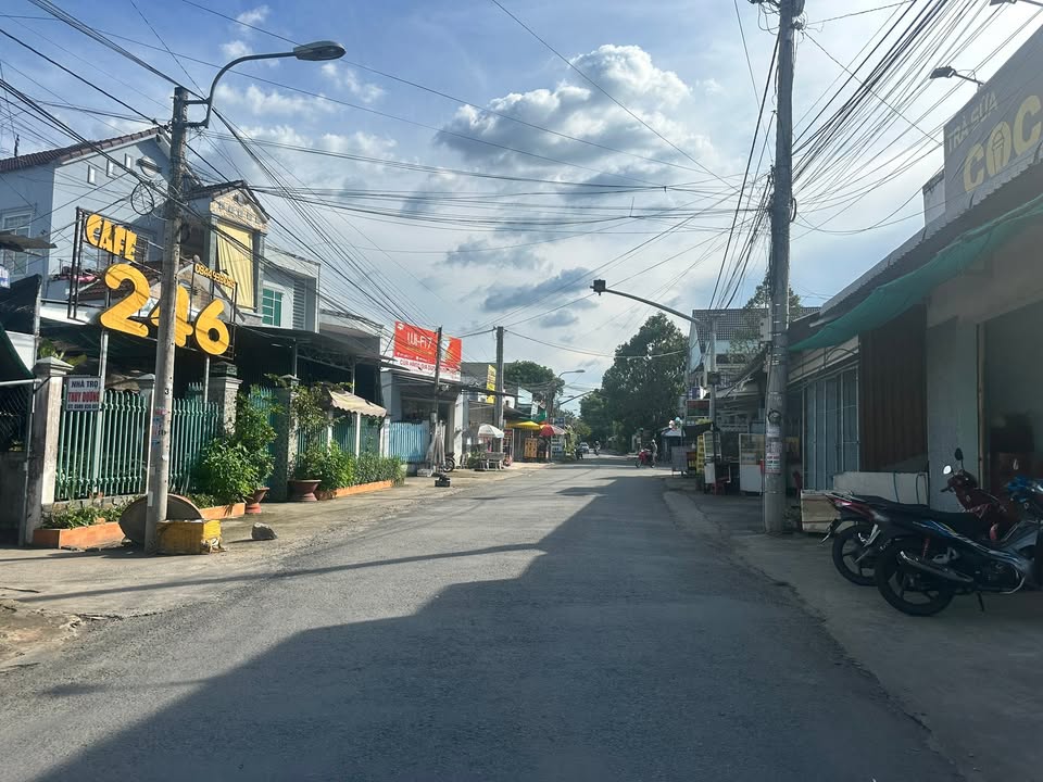 Nhà mặt tiền đường Nguyễn Văn Lâu, Tân Hạnh, Vĩnh Long 163m² giá 5 tỷ - Đầu tư sinh lời!