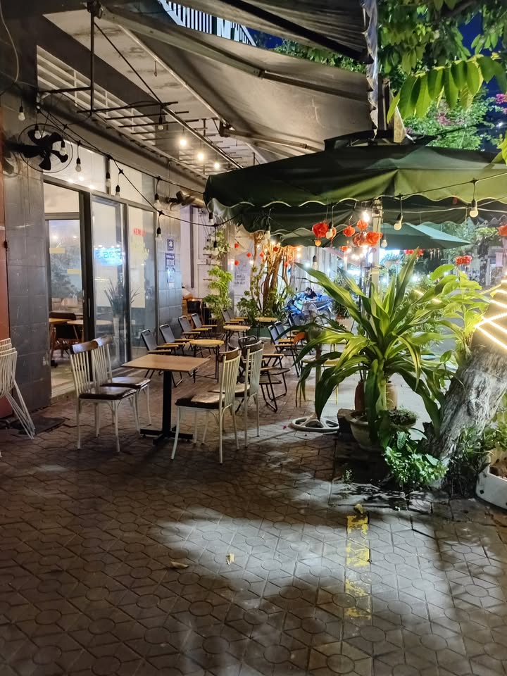 Cho thuê mặt bằng chính chủ 36 Tô Hiến Thành, Quy Nhơn - Diện tích 9,5m mặt tiền, tiện kinh doanh!