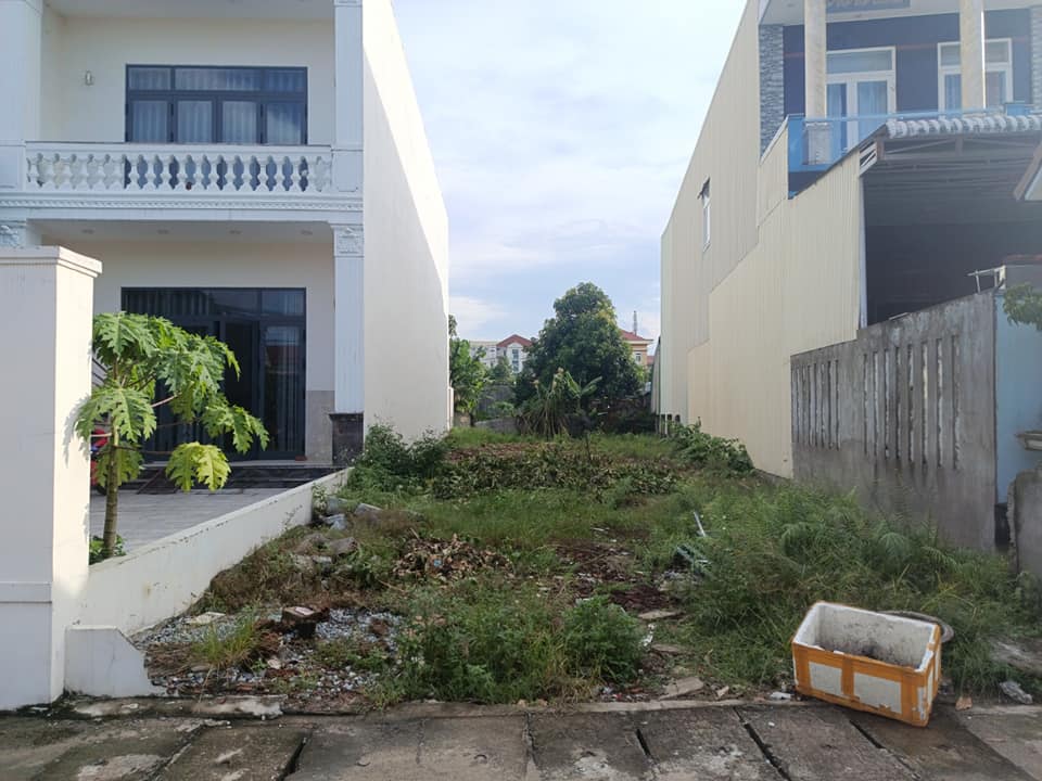 Đất nền 57 Nguyễn Chánh, Thị trấn Chợ Chùa 242.3m² - Sổ đỏ chính chủ, giá tốt!