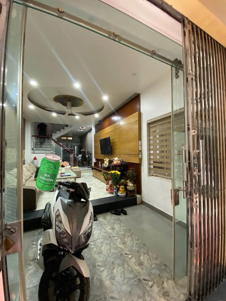 Nhà 4 tầng đường Lê Lợi, Hải Phòng 50m² giá 3.95 tỷ - Sang nhượng chính chủ!