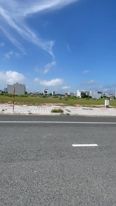 Nhà Mặt Tiền Đường Phan Chu Trinh 100m² giá 2.9 tỷ - Cơ hội đầu tư hấp dẫn!