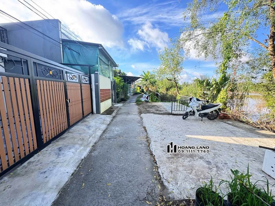 Nhà Mái Nhật Trệt Lầu tại Bình Minh 72m² giá 1.09 tỷ - Sẵn sàng ở ngay!