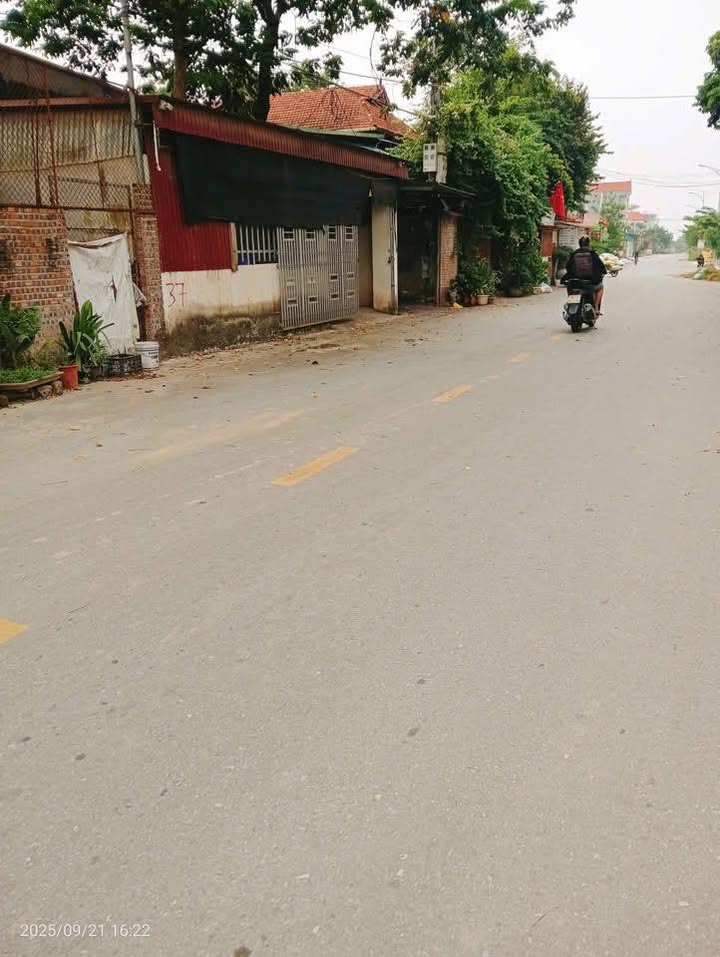 Đất thổ cư Vĩnh Phú 103.4m² giá 2.4 tỷ - Tiềm năng tăng giá cao!