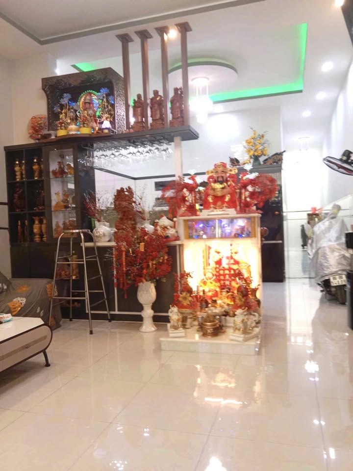 Bán nhà mặt tiền đường B, KDC Sài Gòn Hàm Tân, 110m² chỉ 2.3 tỷ - Dọn vào ở ngay!