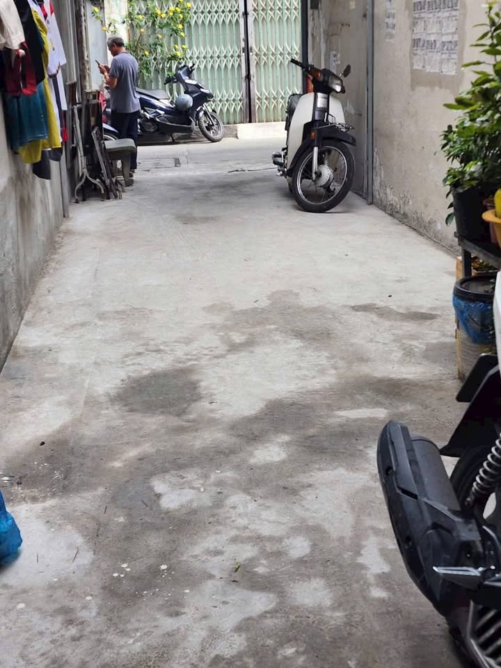 Nhà cho thuê hẻm 435 đường Huỳnh Tấn Phát, quận 7, 36m² - Full nội thất, tiện nghi hoàn hảo!